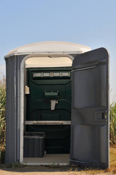 Best Porta potty rental near me  in Lake Mawk, OH